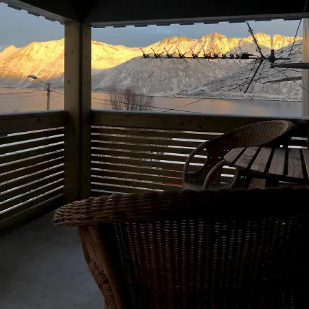 Segla - With View Of Fjord Lodge *