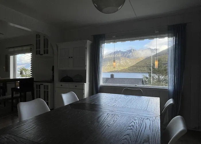Segla - With View Of Fjord Lodge Fjordgard