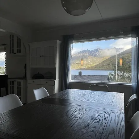 Segla - With View Of Fjord 롯지 Fjordgard