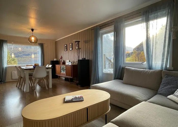 Segla - With View Of Fjord Lodger *